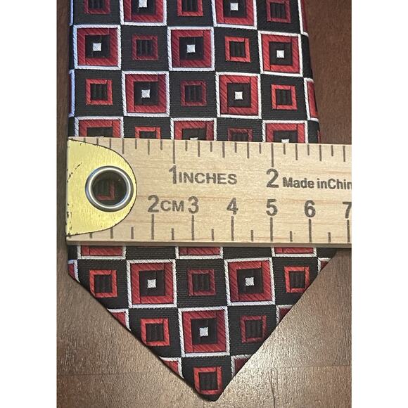 Pierre Cardin Red Black Hand Made 100% Polyester Men’s Neck Tie Made In China - Picture 4 of 9
